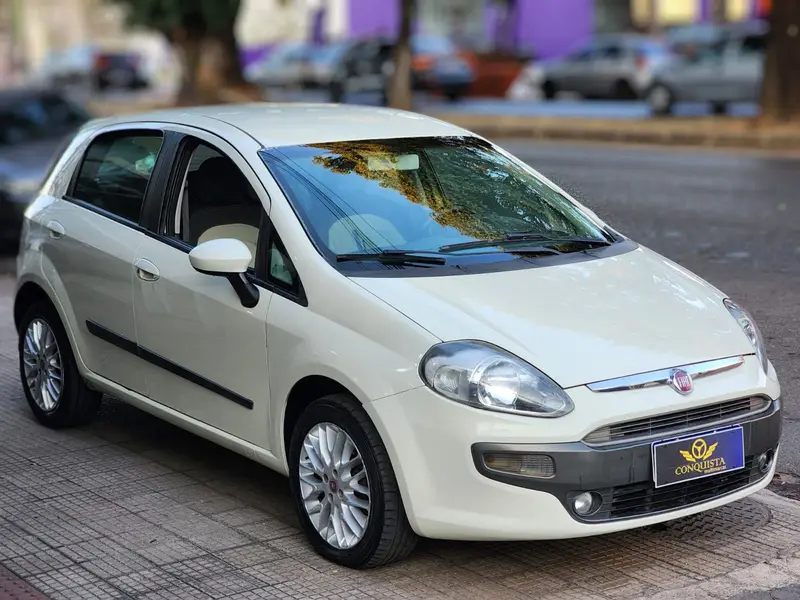 Fiat Punto Essence 1.6 16V (Flex)