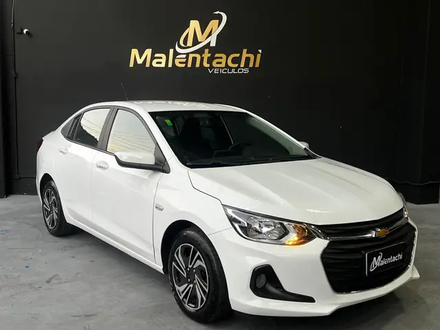 Carro Chevrolet Onix Plus 2024 LT 1.0