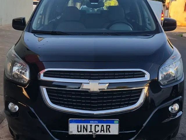 Carro Chevrolet Spin 2017 LTZ 7S 1.8 (Flex)