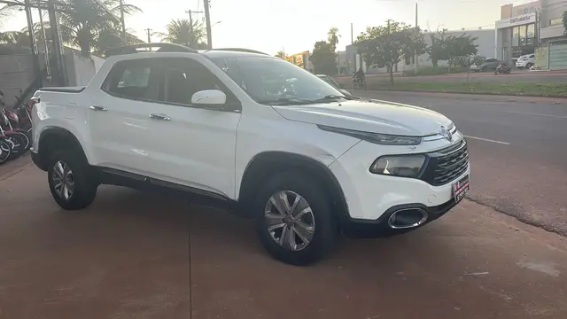 Carro Fiat Toro 2017 Freedom 1.8 AT6 4x2 (Flex)