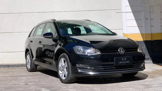 Carro Volkswagen Golf Variant 2017 Highline 1.4 TSI T.Flex Aut