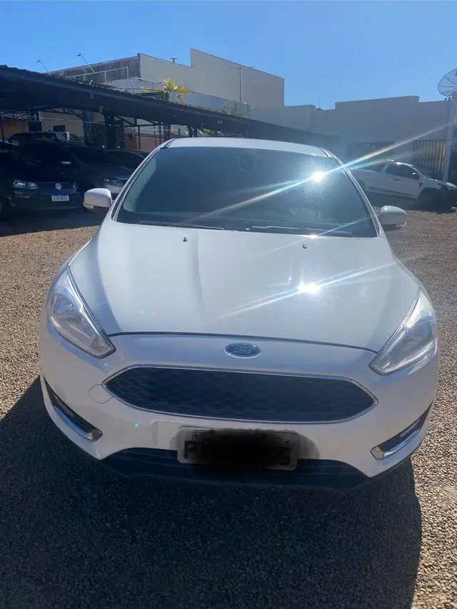 Carro Ford Focus Sedan 2017 1.6 SE