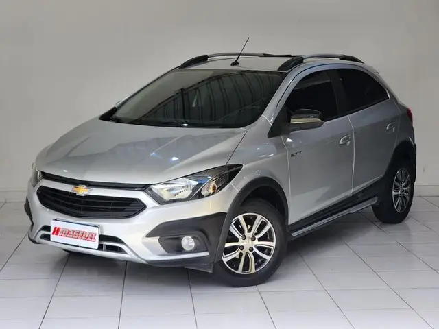 Carro Chevrolet Onix 2018 1.4 Activ SPE/4