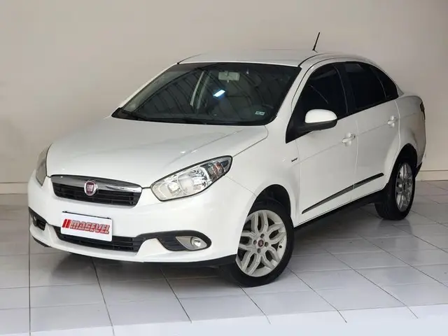 Carro Fiat Grand Siena 2015 Essence 1.6 16V Dualogic (Flex)