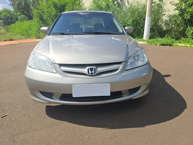 Carro Honda Civic 2006 Sedan LXL 1.7 16V
