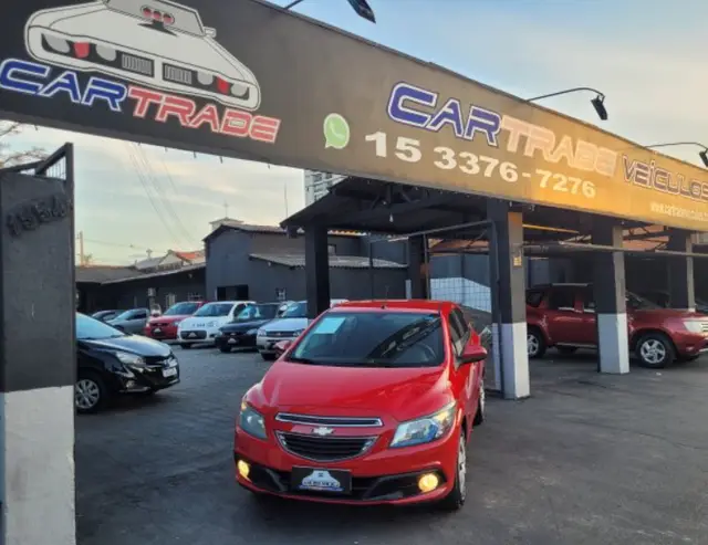 Carro Chevrolet Onix 2014 1.4 LT SPE/4