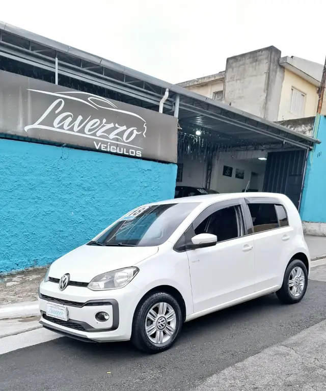Carro Volkswagen Up! 2018 1.0 12v E-Flex move up!