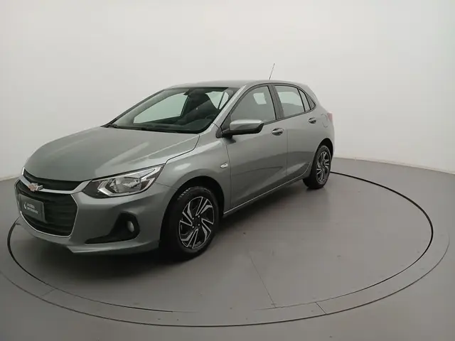 Carro Chevrolet Onix Plus 2024 LT 1.0