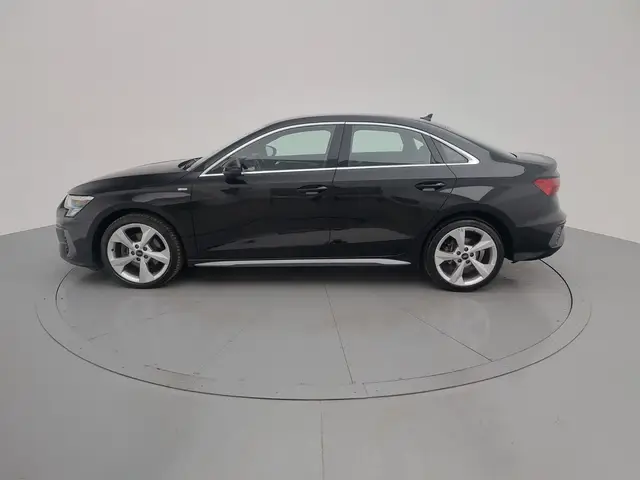 Carro Audi A3 Sportback 2023 S-Line 2.0 TFSI