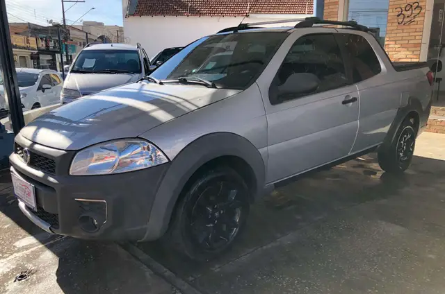 Carro Fiat Strada 2015 Working 1.4 (Flex) (Cabine Dupla)