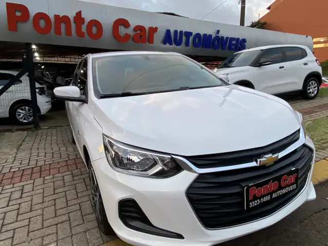 Carro Chevrolet Onix 2022 LT 1.0