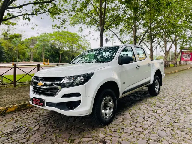 Carro Chevrolet S10 Cabine Simples 2019 S10 2.8 CTDi LS 4WD (Diesel)