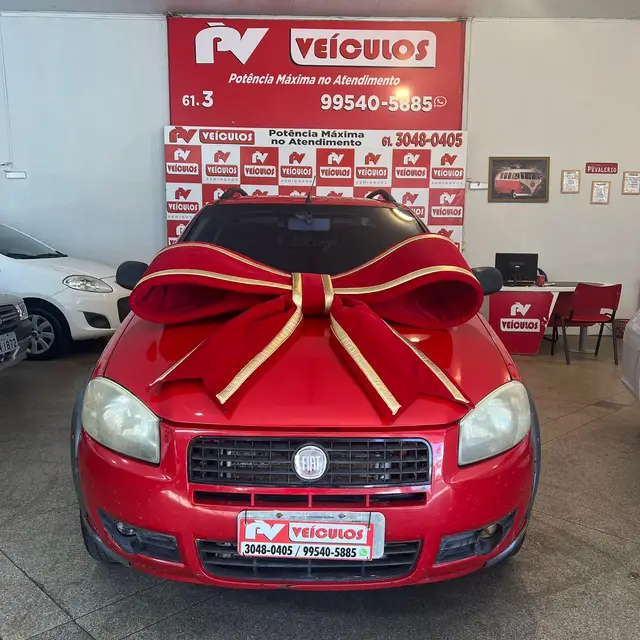 Carro Fiat Strada 2013 Working 1.4 (Flex) (Cabine Dupla)