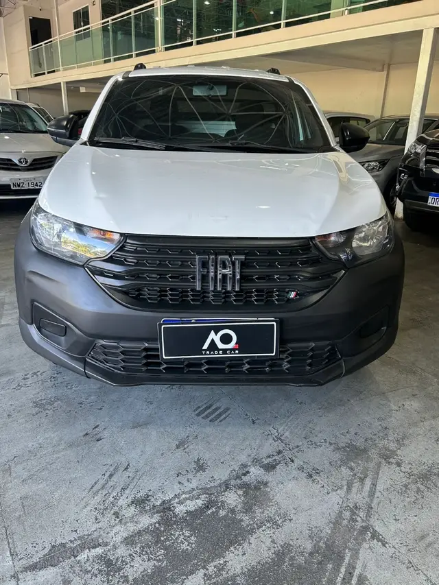 Carro Fiat Strada 2023 Endurance 1.4 Cabine Plus (Flex)