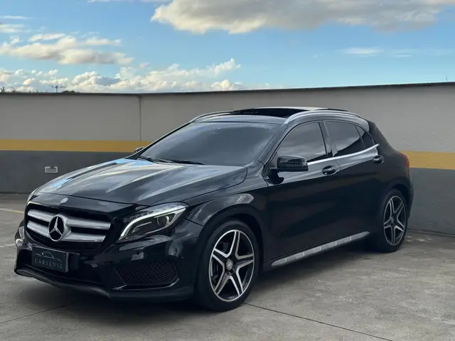 Carro Mercedes-Benz GLA 250  2015 GLA 250 Sport