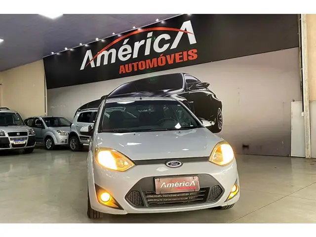 Carro Ford Fiesta Sedan 2012 1.0 Rocam (Flex)