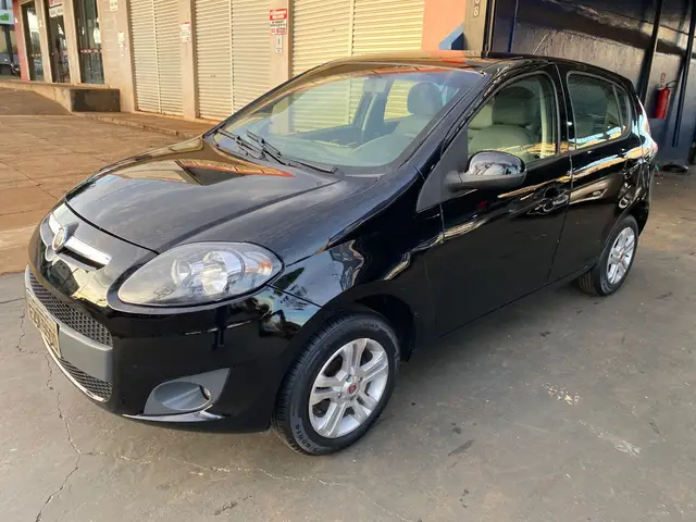 Carro Fiat Palio 2012 Attractive 1.0 8V (Flex)