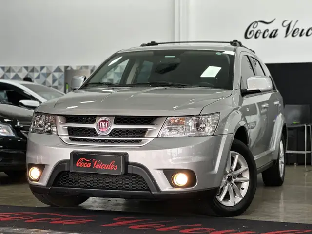 Carro Fiat Freemont 2014 2.4 16V Precision (Aut)