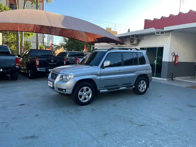 Carro Mitsubishi Pajero TR4 2008 2.0 16V