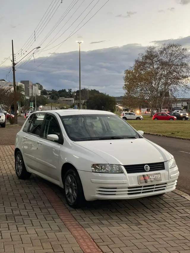 Carro Fiat Stilo 2006 1.8 8V (Flex)