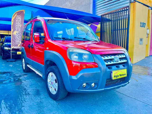 Carro Fiat Doblò 2012 Adventure 1.8 16V (Flex)