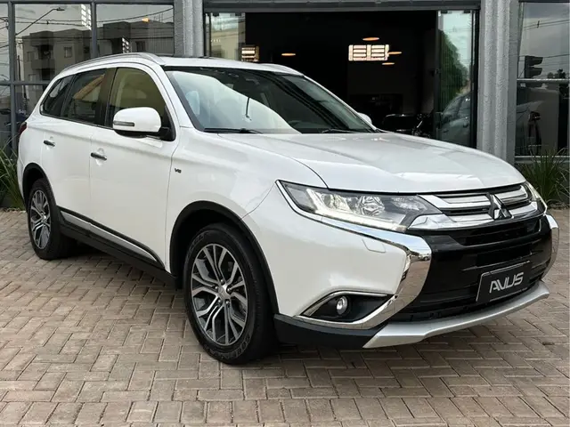 Carro Mitsubishi Outlander 2018 3.0 V6 GT Mid 4WD
