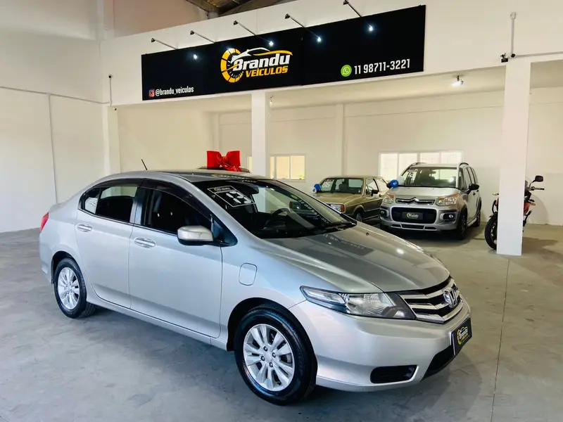 Honda City LX 1.5 16V (flex)