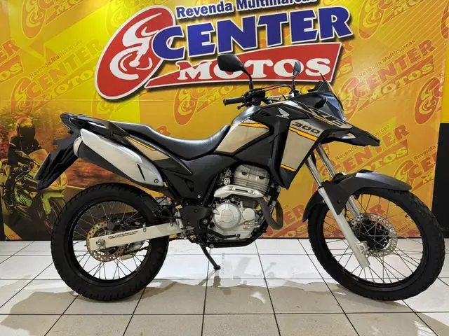 Moto Honda XRE 300 2023 Adventure