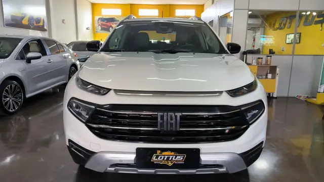 Carro Fiat Toro 2022 Volcano 2.0 TDI 4x4 (Aut)
