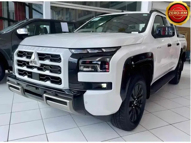 Carro Mitsubishi Triton 2026 Katana