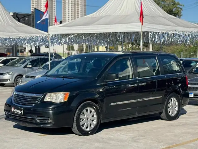 Carro Chrysler Town & Country 2014 Limited 3.6 V6