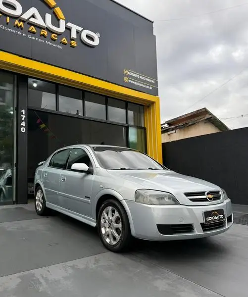 Carro Chevrolet Astra Sedan 2007 Advantage 2.0 (Flex)