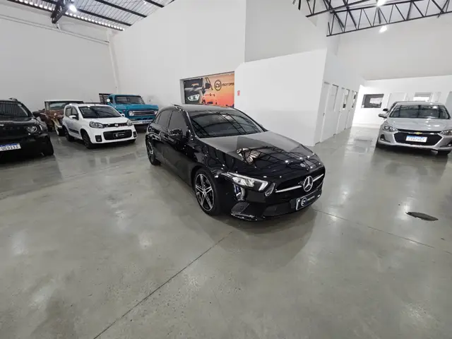 Carro Mercedes-Benz A 250 2020 Vision 2.0 Turbo (Aut)