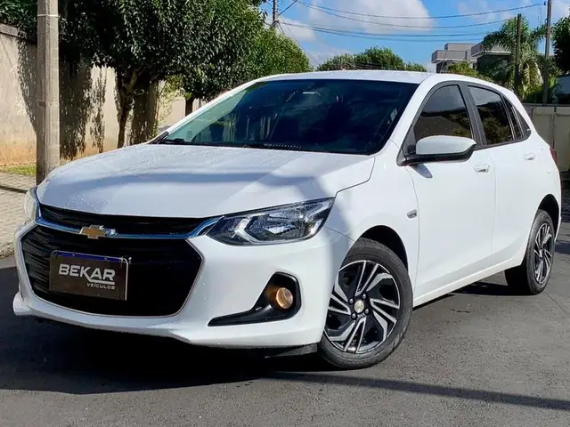 Carro Chevrolet Onix 2024 1.0