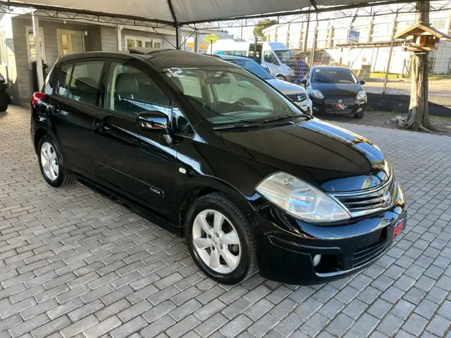 Carro Nissan Tiida 2012 SL 1.8 (flex) (aut)
