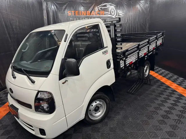 Carro Kia Bongo 2020 2.5 STD RS Sem Carroceria