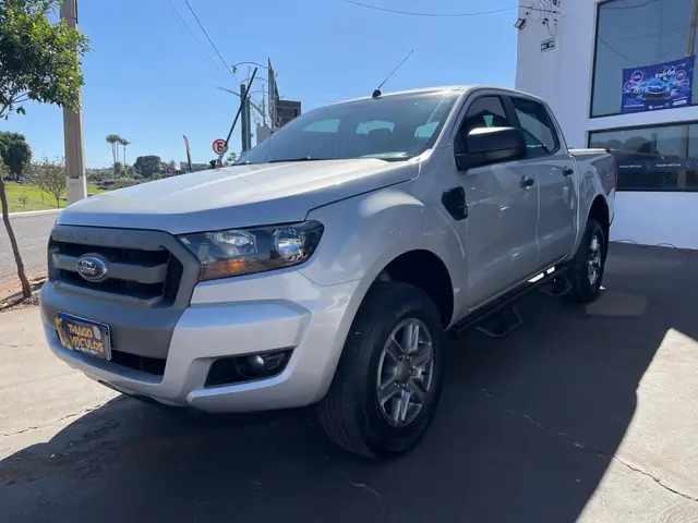 Carro Ford Ranger Cabine Dupla 2017 Ranger 2.5 XLS CD (Flex)