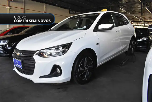 Carro Chevrolet Onix 2024 LT 1.0