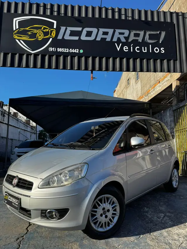 Carro Fiat Idea 2012 Attractive 1.4 8V (Flex)