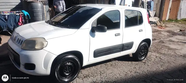 Carro Fiat Uno 2016 Vivace 1.0 8V (Flex) 4p