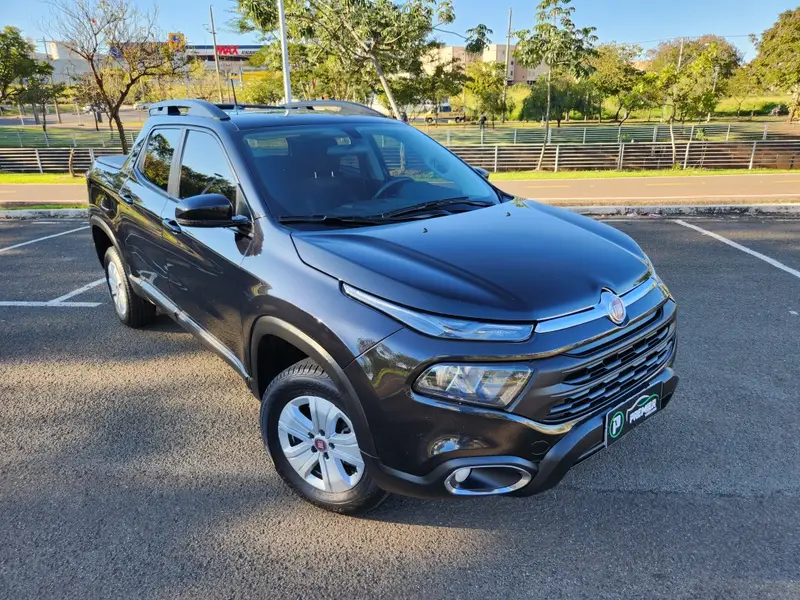 Fiat Toro Freedom 1.8 AT6 4x2 (Flex)