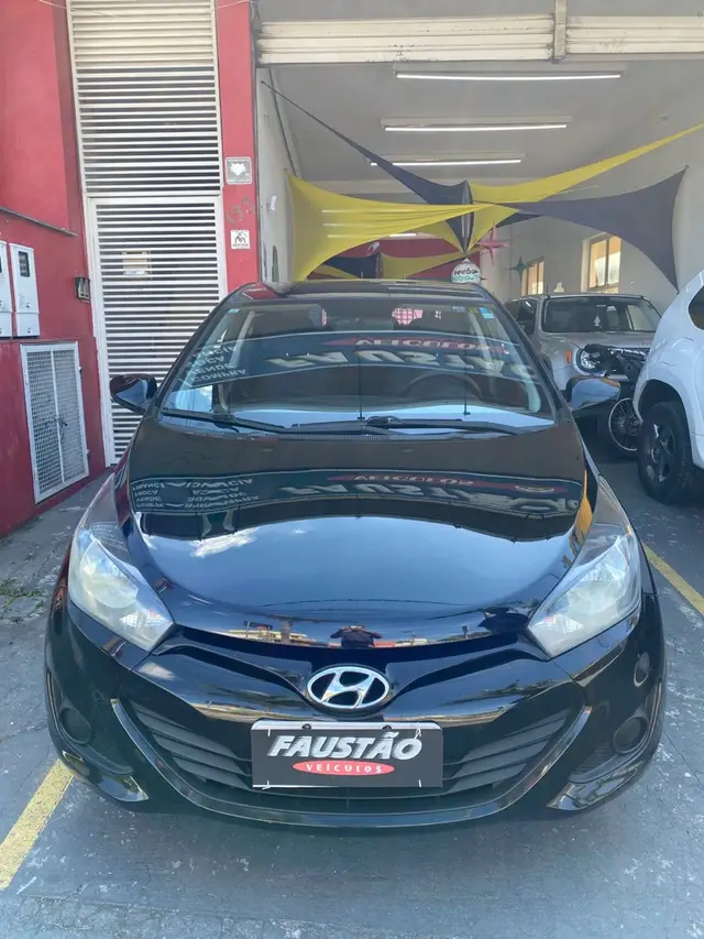 Carro Hyundai HB20S 2014 1.6 Comfort Plus (Flex)