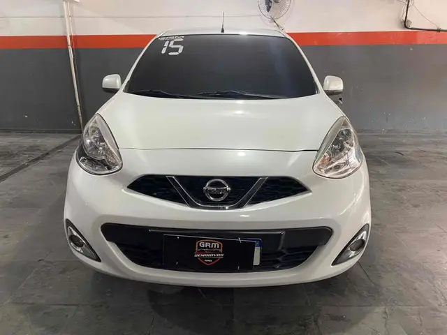 Carro Nissan March 2015 1.6 16V SV (Flex)