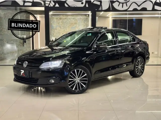 Carro Volkswagen Jetta 2013 2.0 Comfortline (Flex)