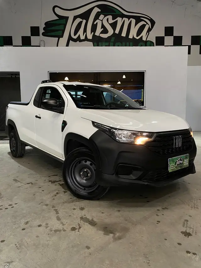Carro Fiat Strada 2023 Endurance 1.4 Cabine Plus (Flex)
