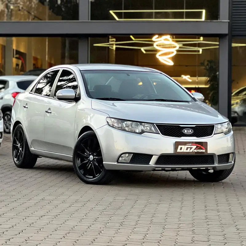 Kia Cerato 1.6 16V