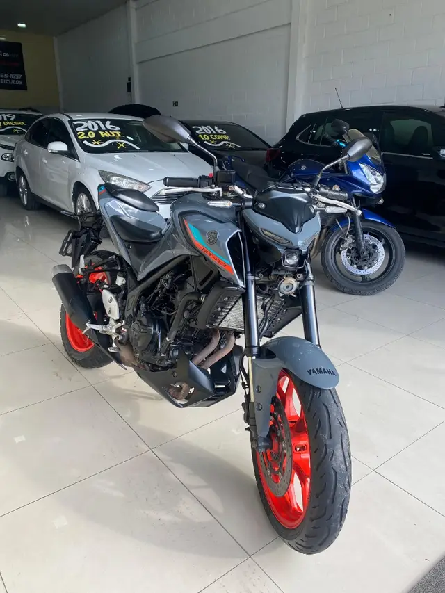 Moto Yamaha MT-03 2023 ABS