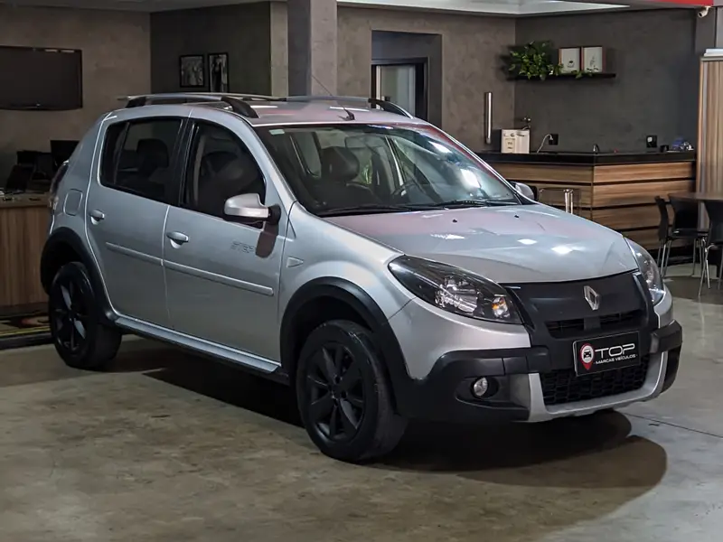 Renault Sandero Stepway 1.6 16V Hi-Flex (aut)