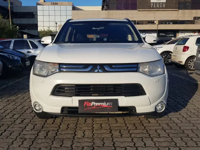 Carro Mitsubishi Outlander 2015 2.0 16V CVT