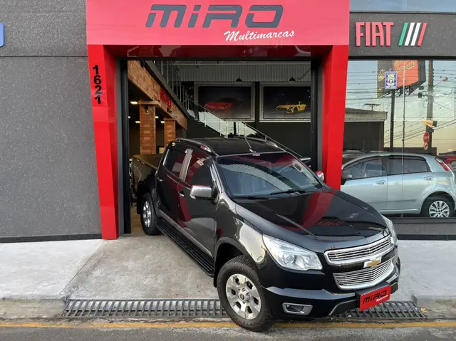 Carro Chevrolet S10 Cabine Dupla 2014 S10 2.8 CTDi 4x2 LTZ (Cab Dupla) (Aut)